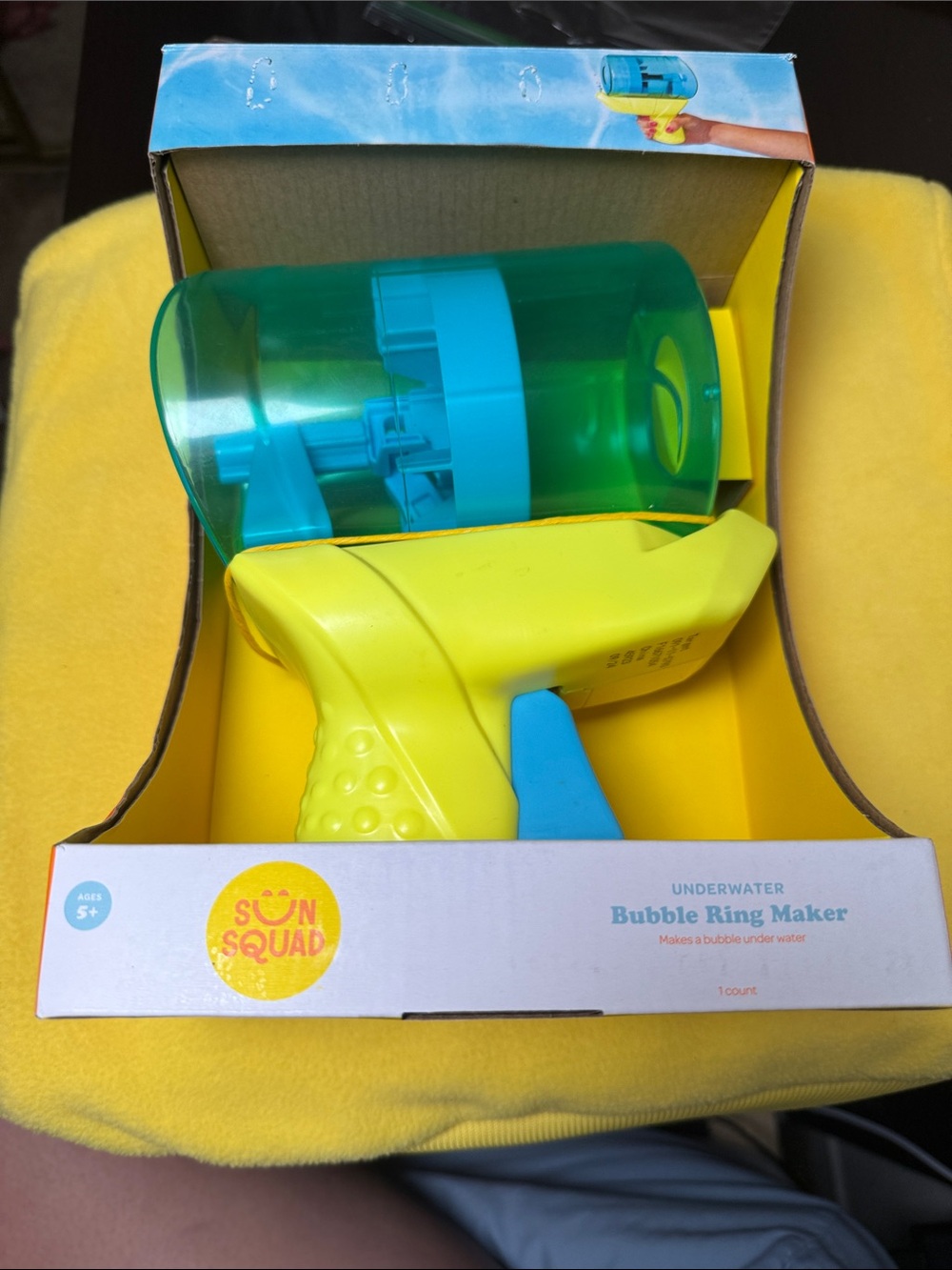 Target Underwater Bubble Ring Maker - Yellow & Teal